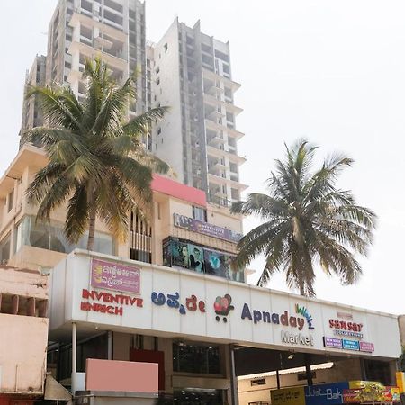 Oyo 49073 Whitefield Comforts Bangalore Exterior foto